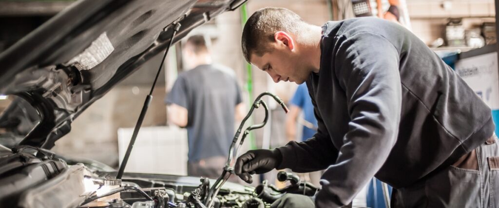 Addressing the Top 5 Hurdles of Auto Repair Shops in Dubai with Workshop Apps