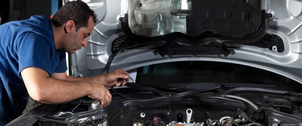 Boosting Efficiency in an Auto Repair Shop_ A Comprehensive Handbook
